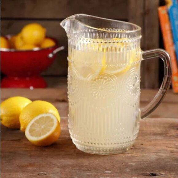🦋 New Pioneer Woman Adeline Clear Glass 54 oz Pitcher - Picture 4 of 7